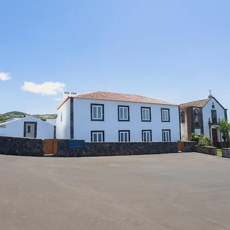 Casa Dos Romeiros Santa Barbara (Terceira)