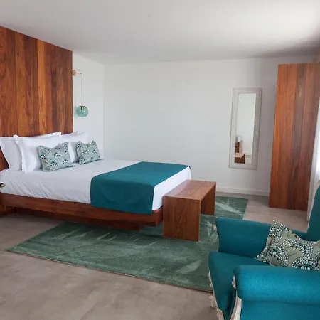 Farm stay Casa Dos Romeiros Santa Barbara (Terceira)
