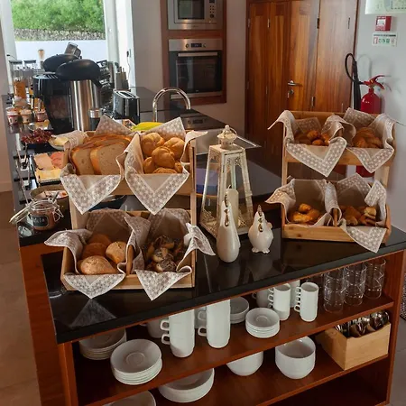 Casa Dos Romeiros * Santa Bárbara