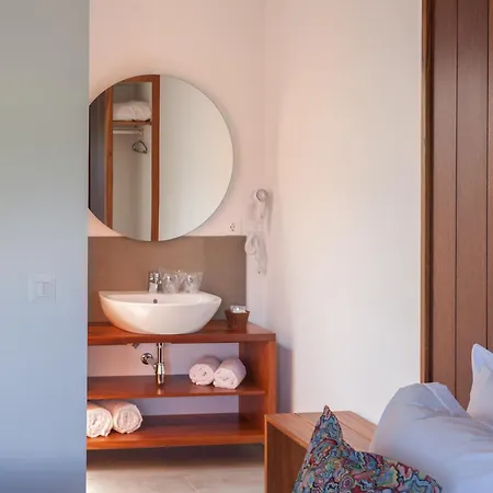 Alojamento de Turismo Rural Casa Dos Romeiros